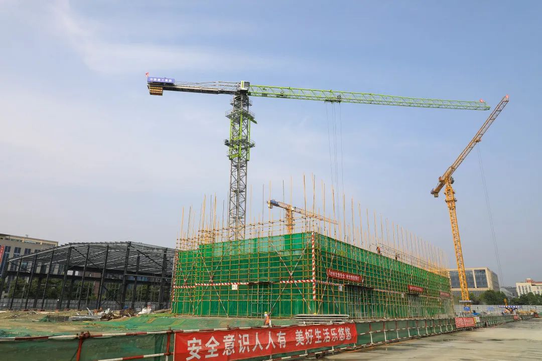 ����ɫ�ⶼ���ص���Ŀ����������ۯ���������ƽ����ܹ�ҵ��Ȧǿ��